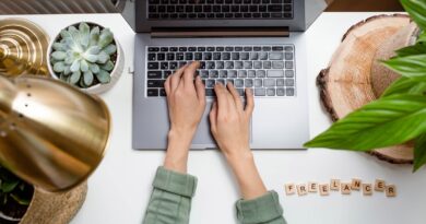 Fiskus straci, freelancerzy ucierpią. Ekonomiści policzyli koszty błędu w ustawie platformowej
